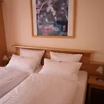 Glockengasse 3*