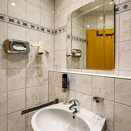 فندق Glockengasse 3*