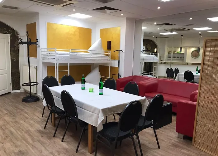 Glockengasse 3* Keulen